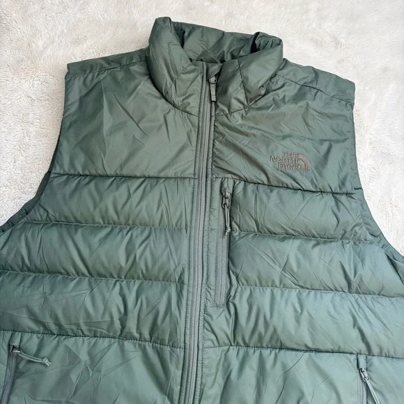 The North Face Aconcagua 2 Down Vest Men’s L | Outdoor Performance | Lightweight - Picture 5 of 11